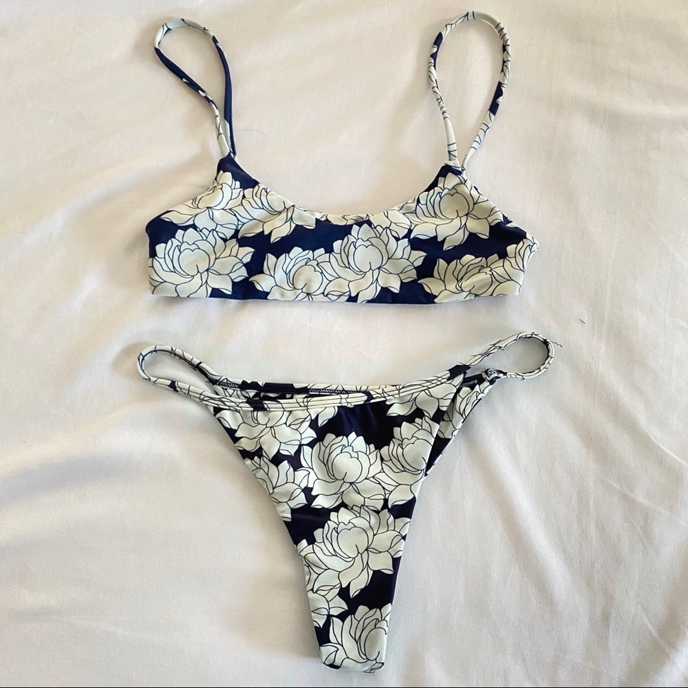 $190 🅿️🅿️ benoa swim gardenia set